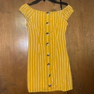 Planet Gold. Yellow off the shoulder dress. Size medium.